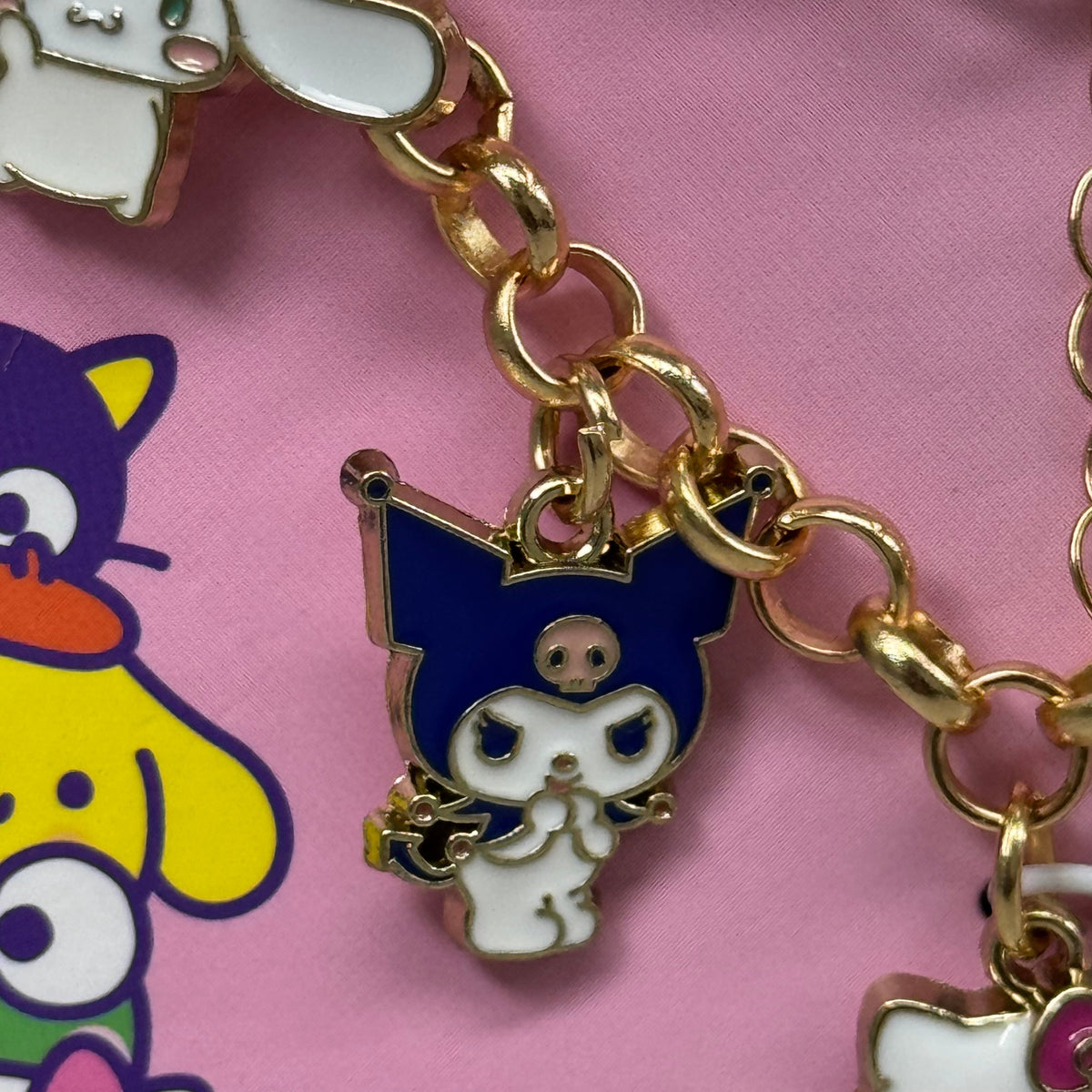 HELLO KITTY CHARM BRACELET