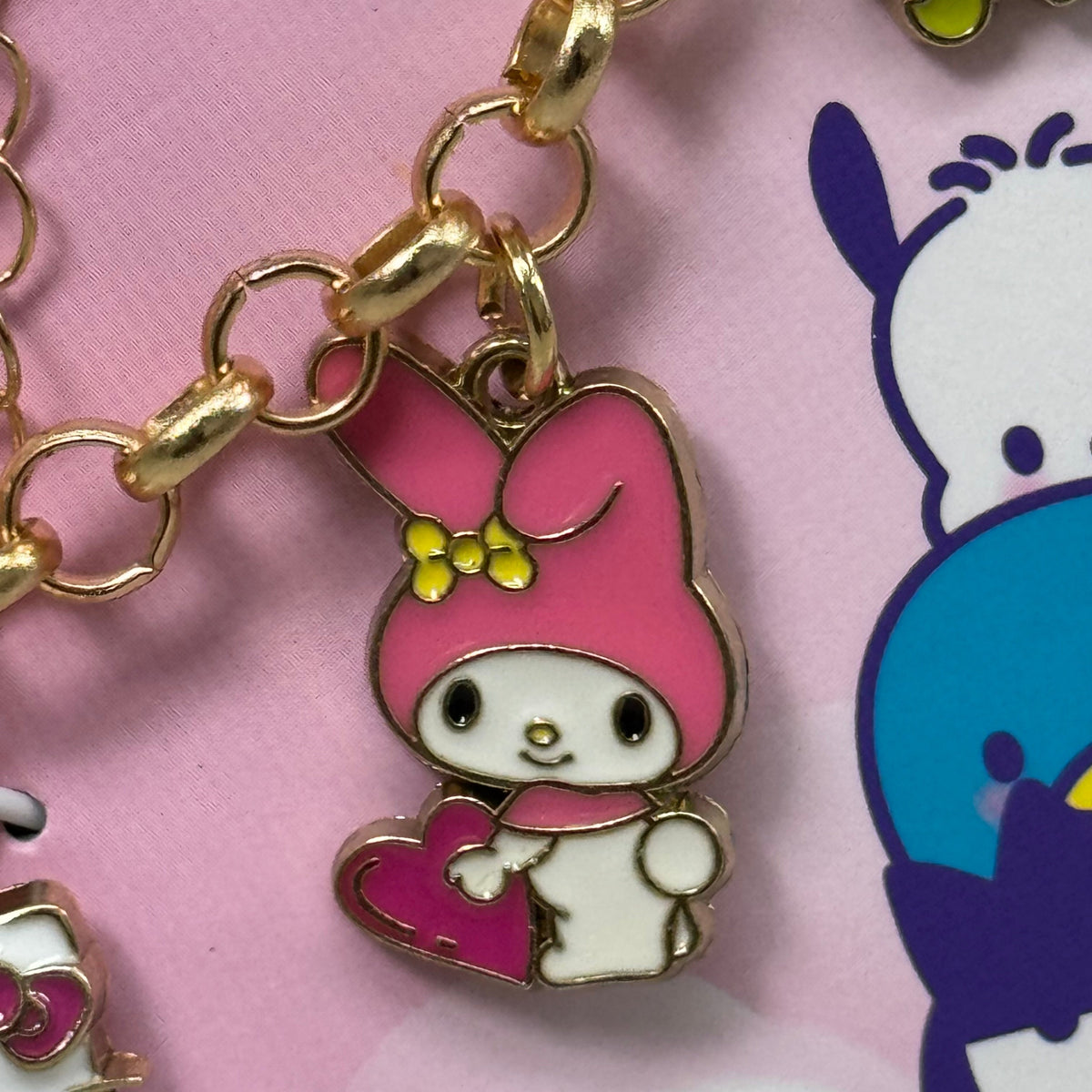 HELLO KITTY CHARM BRACELET