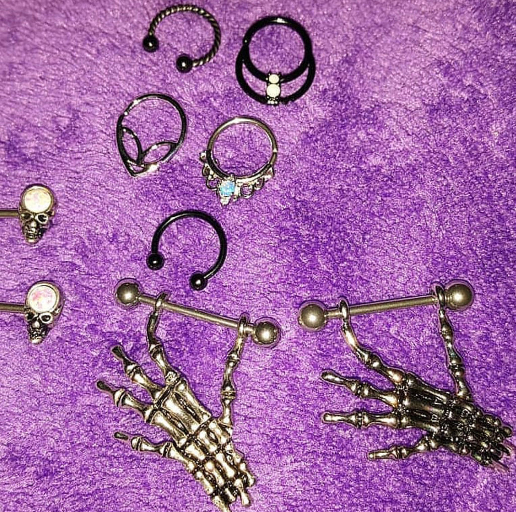 14G 3/4 Skeleton Hand Dangle Nipple Shield Set