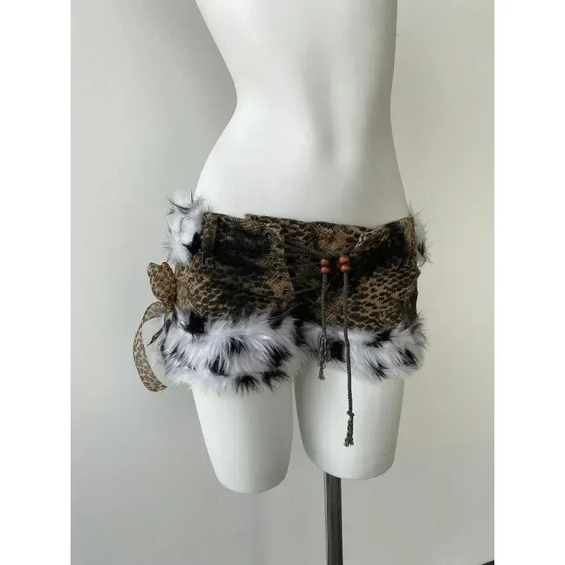 MISFIT SHORTS