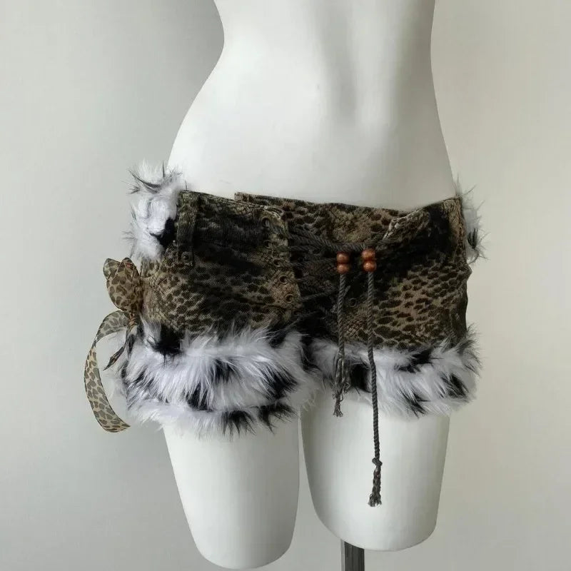 MISFIT SHORTS